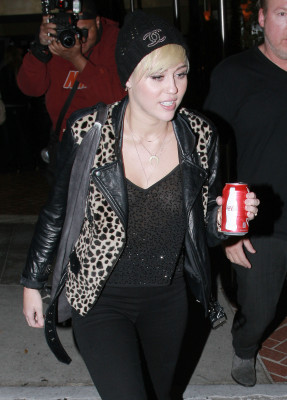 photo 17 in Miley Cyrus gallery [id543473] 2012-10-16 00:00:00