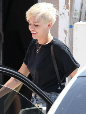 Miley Cyrus pic #527935