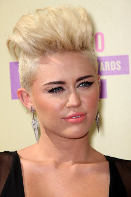 Miley Cyrus pic #529993