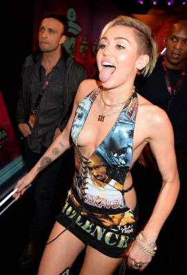 photo 4 in Miley gallery [id647149] 2013-11-20 00:00:00