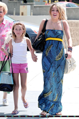 Miley Cyrus pic #576345