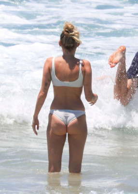 Miley Cyrus pic #998806