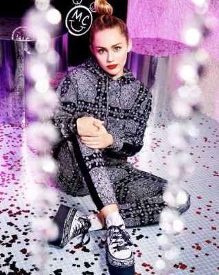 photo 23 in Miley Cyrus gallery [id1034336] 2018-05-04 00:00:00