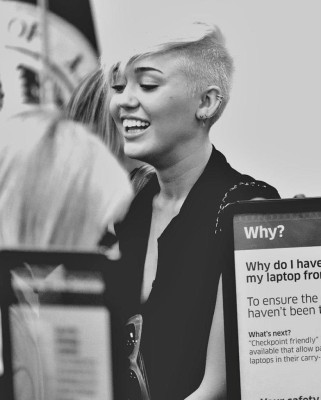 photo 13 in Miley gallery [id562372] 2012-12-21 00:00:00