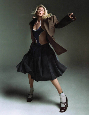 photo 8 in Milla Jovovich gallery [id1369767] 2025-04-15 00:00:00