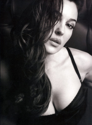 photo 5 in Monica Bellucci gallery [id26530] -0001-11-30 00:00:00