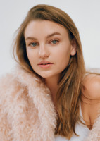 Olivia Brower pic #1355919