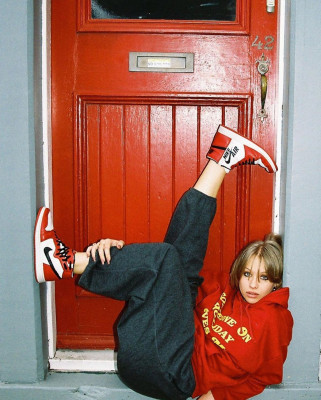 Olivia Deeble pic #1219601