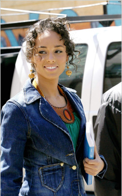 photo 27 in Alicia Keys gallery [id290895] 2010-09-27 00:00:00