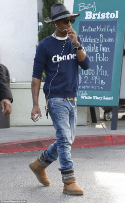 photo 20 in Pharrell gallery [id698322] 2014-05-14 00:00:00