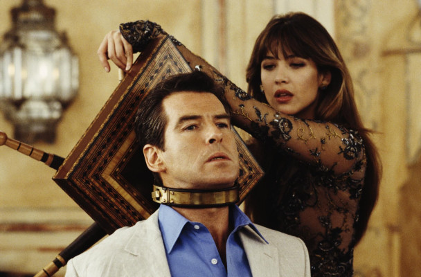 Pierce Brosnan pic #1325835