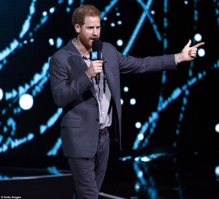 Prince Harry of Wales pic #1113532