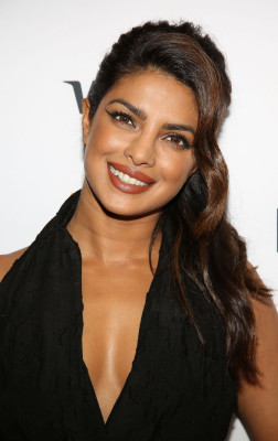 Priyanka Chopra pic #961500