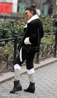 Priyanka Chopra pic #1005068