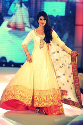 Priyanka Chopra pic #507150