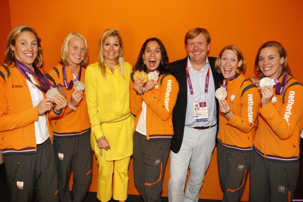 Queen Maxima of Netherlands pic #624116