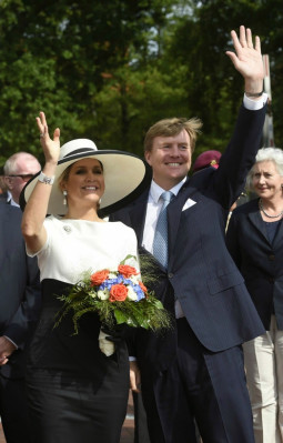 Queen Maxima of Netherlands pic #715462