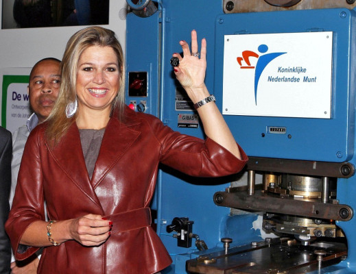 Queen Maxima of Netherlands pic #622379