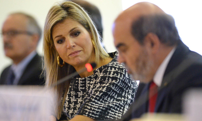Queen Maxima of Netherlands pic #735517