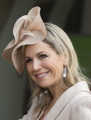 Queen Maxima of Netherlands pic #806105