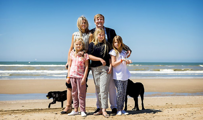 Queen Maxima of Netherlands pic #785478