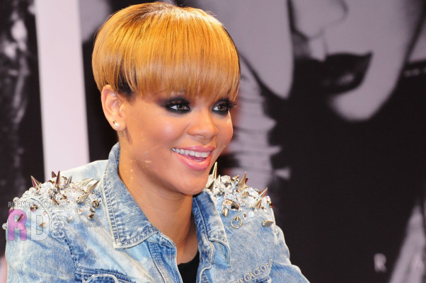 Rihanna pic #240599