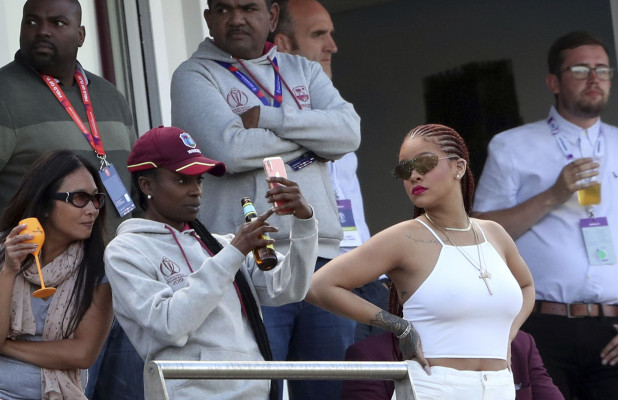 Rihanna pic #1152189