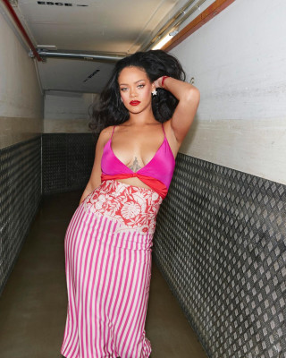 Rihanna pic #1071100