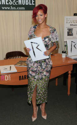 Rihanna pic #300228