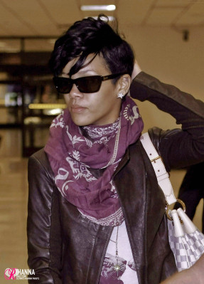 photo 29 in Rihanna gallery [id123087] 2009-01-06 00:00:00