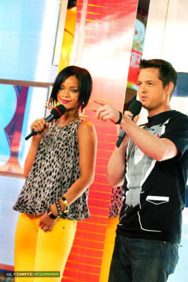 photo 28 in Rihanna gallery [id94318] 2008-05-27 00:00:00