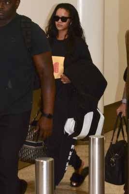 Rihanna pic #1072205