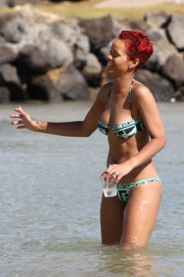 Rihanna pic #483880