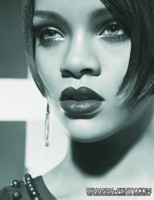 Rihanna pic #129099