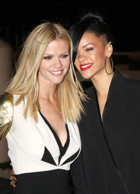 Rihanna pic #476053