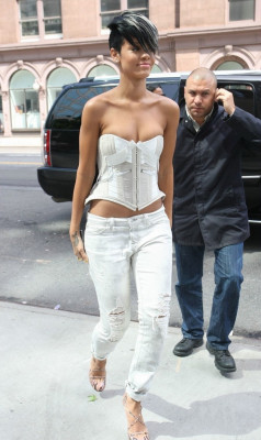 Rihanna pic #160511