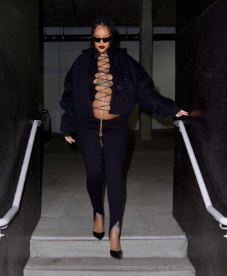 photo 27 in Rihanna gallery [id1296932] 2022-02-11 00:00:00