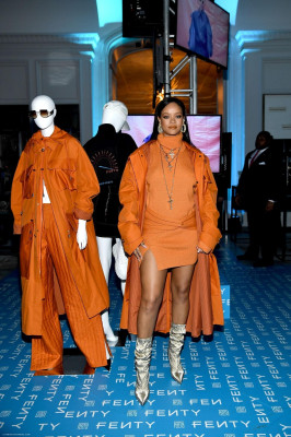 photo 15 in Rihanna gallery [id1202710] 2020-02-12 00:00:00