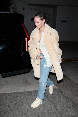 Rihanna pic #1239969