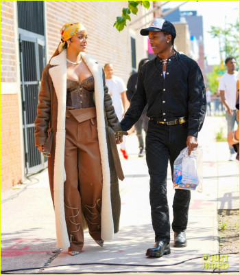 photo 6 in Rihanna gallery [id1260518] 2021-07-13 00:00:00