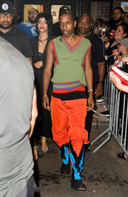 photo 3 in Rihanna gallery [id1260944] 2021-07-13 00:00:00