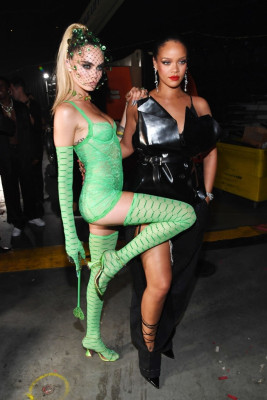 Rihanna pic #1178299