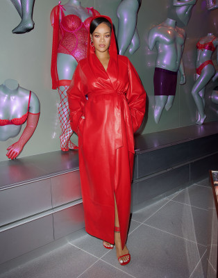 photo 9 in Rihanna gallery [id1297850] 2022-02-21 00:00:00