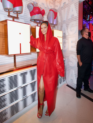 photo 7 in Rihanna gallery [id1297852] 2022-02-21 00:00:00