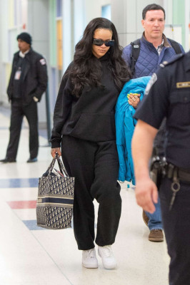 Rihanna pic #1122301