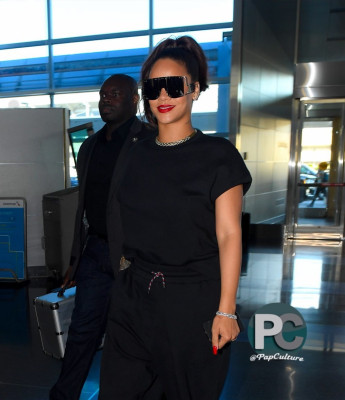 Rihanna pic #1145229