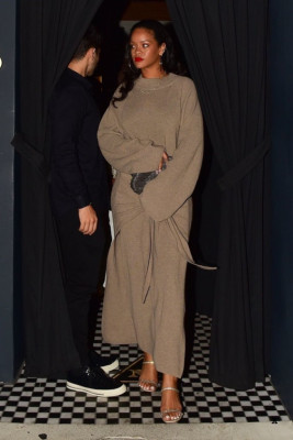 photo 21 in Rihanna gallery [id1168448] 2019-08-16 00:00:00
