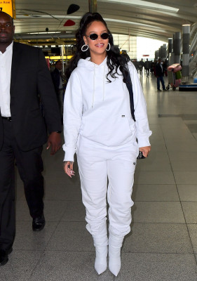 Rihanna pic #972028