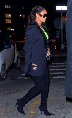 Rihanna pic #1099942