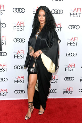 Rihanna pic #1189733